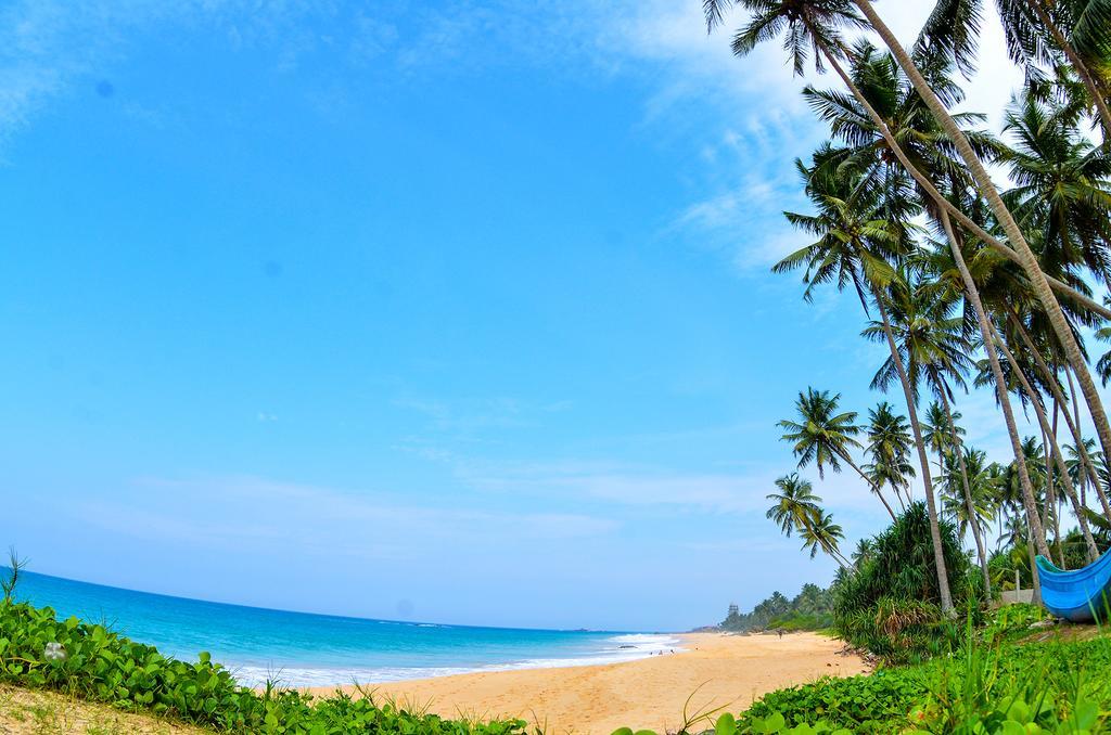 Rainbow Beach Hotel Hikkaduwa Bagian luar foto