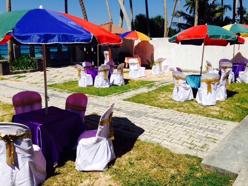 Rainbow Beach Hotel Hikkaduwa Bagian luar foto