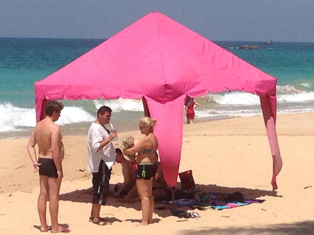 Rainbow Beach Hotel Hikkaduwa Bagian luar foto