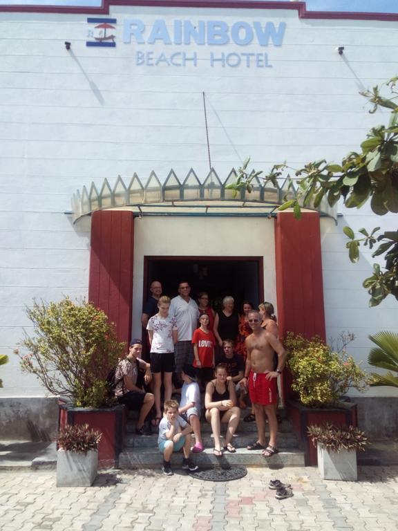 Rainbow Beach Hotel Hikkaduwa Bagian luar foto